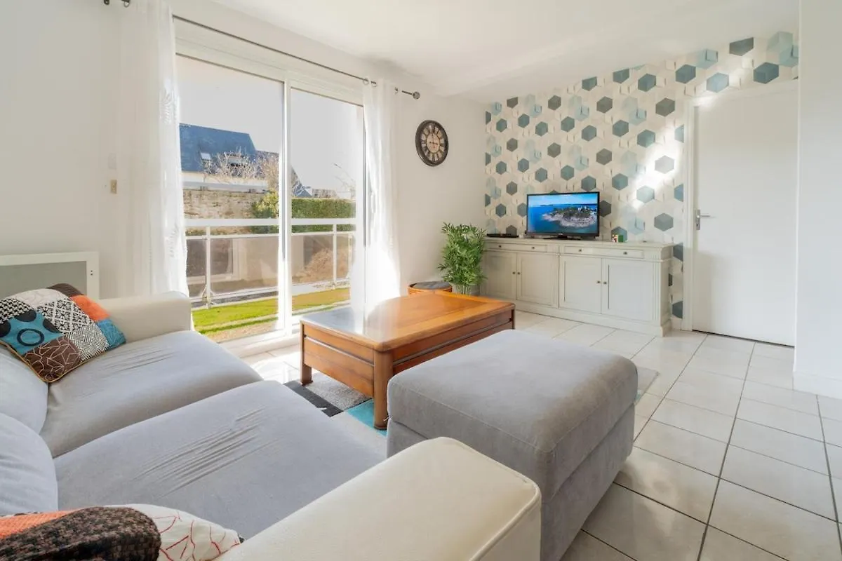 T3 Tout Confort , Plage A Pied, Garage Prive Ντινάρ 0*,